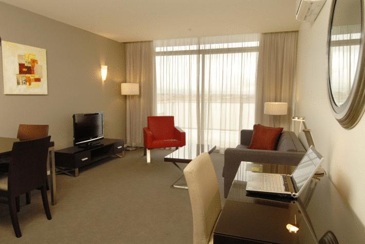 Quest Aparthotel 4*